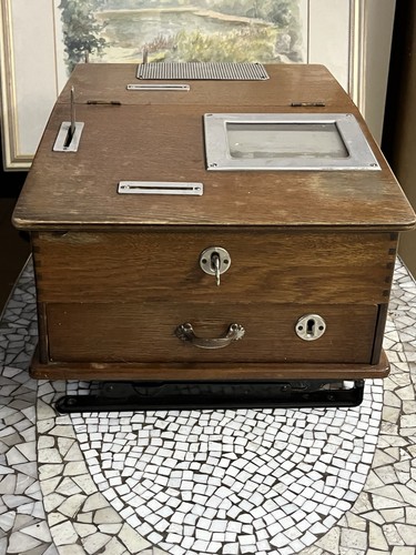 Antike alte registrierkasse - alte,