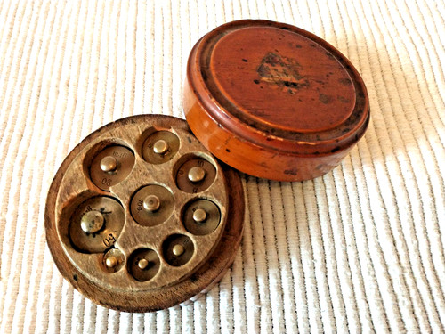 Antike apotheker feingewichte - antike, apotheker-feingewichte