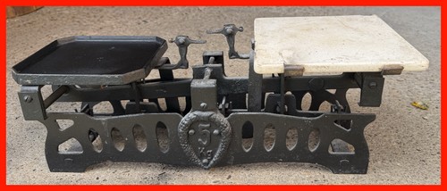 Antike balkenwaage - balkenwaage,